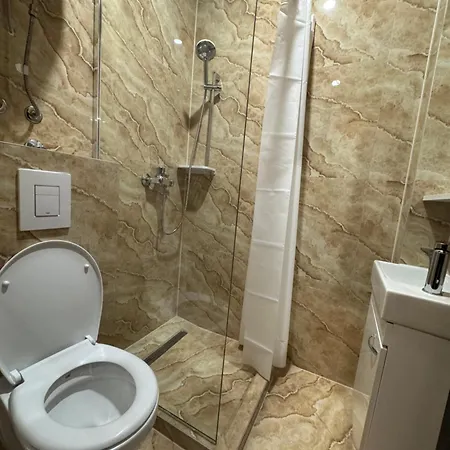 בית הארחה Center Point